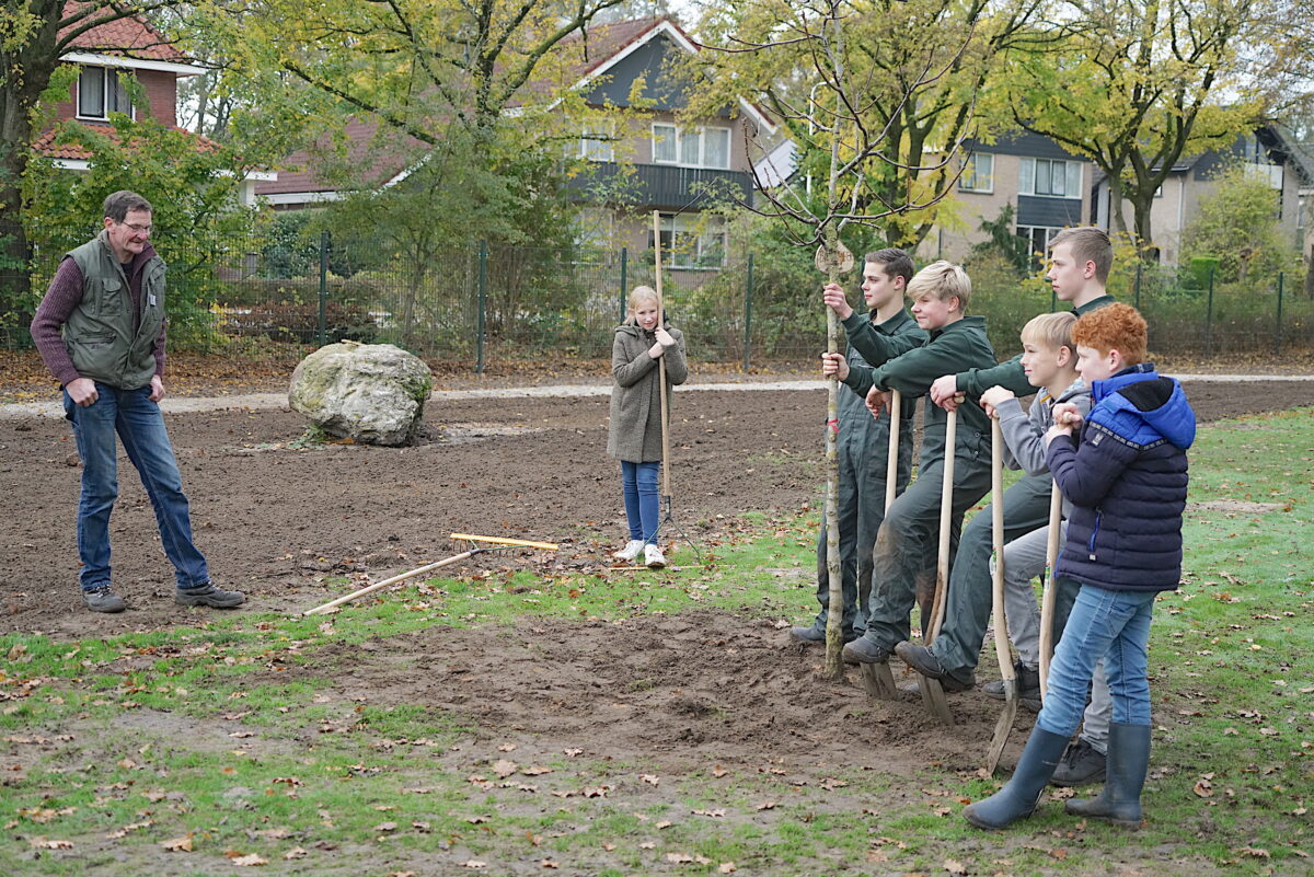 Boomfeestdag uitbundig gevierd in Overijssel