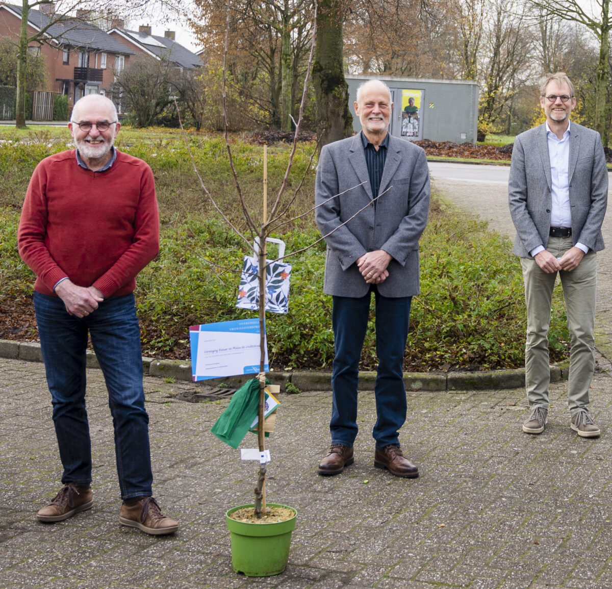 25 Groene vrijwilligers in het zonnetje gezet met de Overijsselse Groene Vrijwilligersprijs